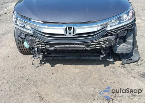 2016 Honda Accord Exl z USA, uszkodzony, nr VIN 1HGCR2F81GA006908